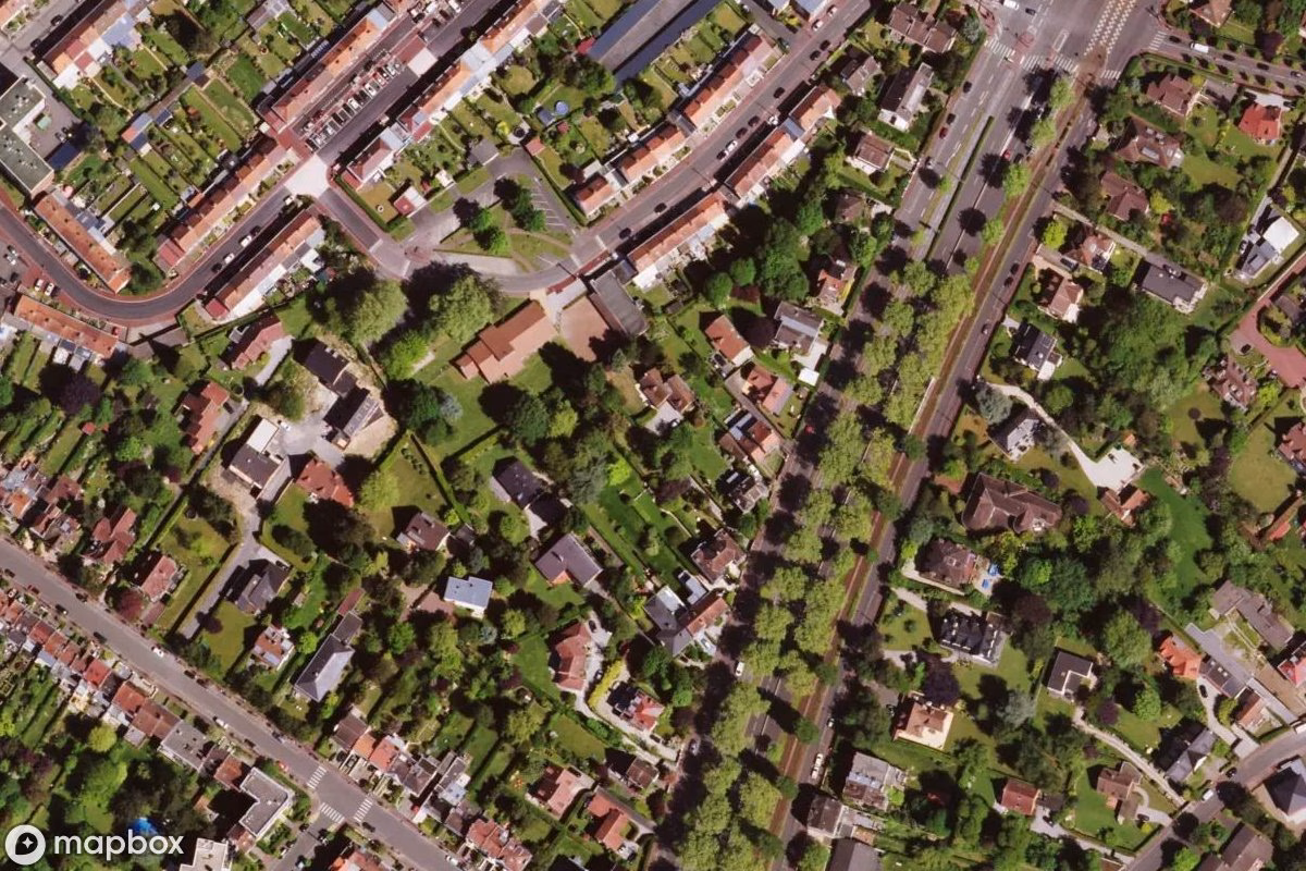 Satellitenansicht von Maison Bourgeoise L, eine verlassene Wohnhaus in Marcq-en-Barœul, Frankreich