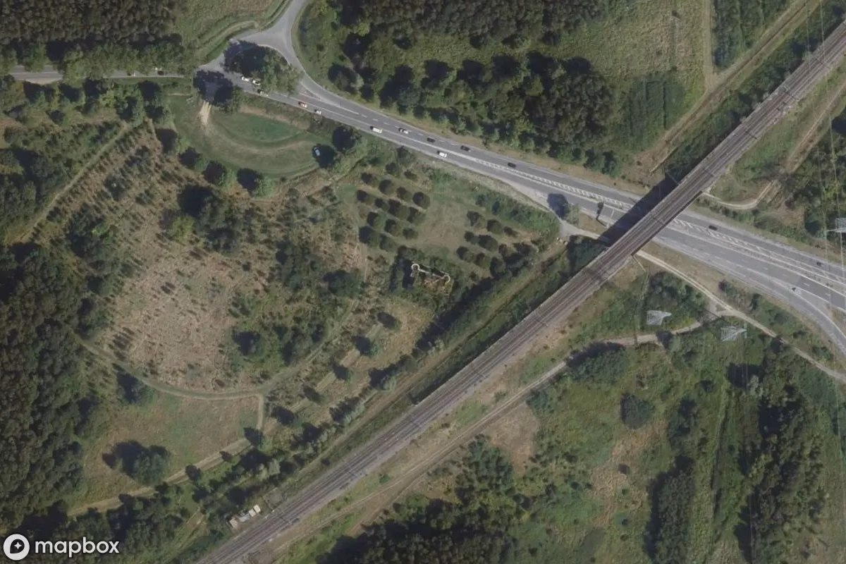 Vista aérea por satélite de Maison, un Residencia abandonado en Pomponne, Francia