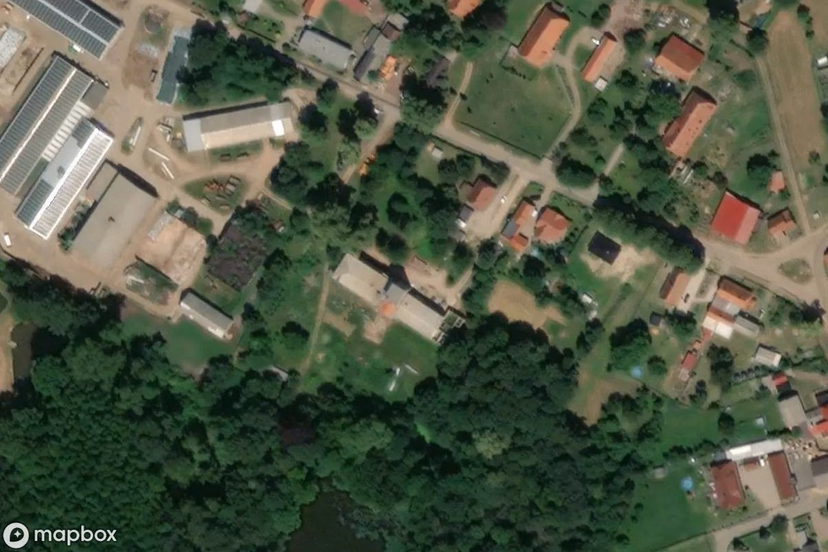 Satelitarny widok z lotu ptaka Gutshaus, opuszczone w Vellahn, Niemcy