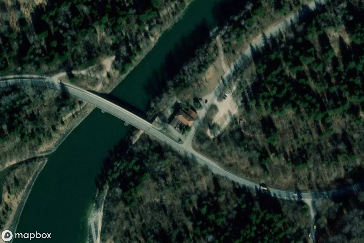 Satellittbilde fra luften av Zollhaus am Lech, et forlatt Restaurant i Scheuring, Tyskland