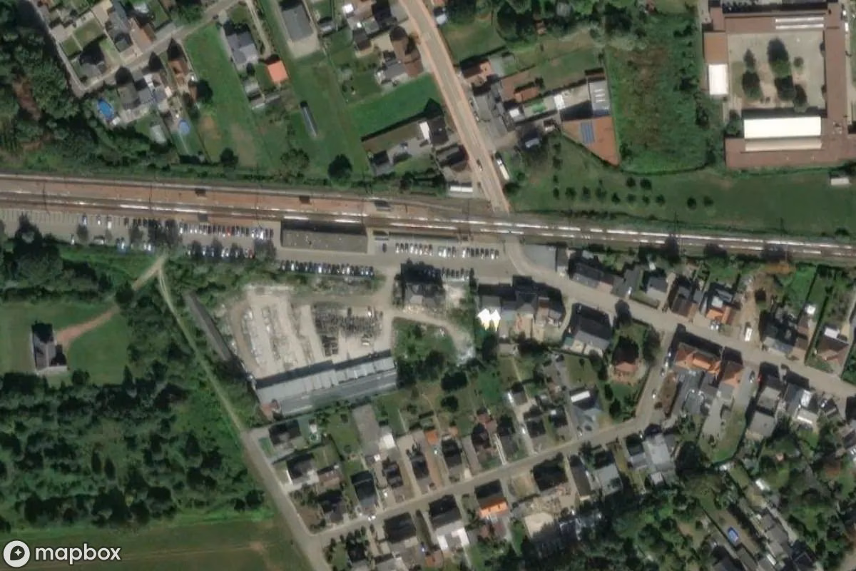 Satellietbeeld vanuit de lucht van Villa Steen, een verlaten Woonhuis in Testelt, België