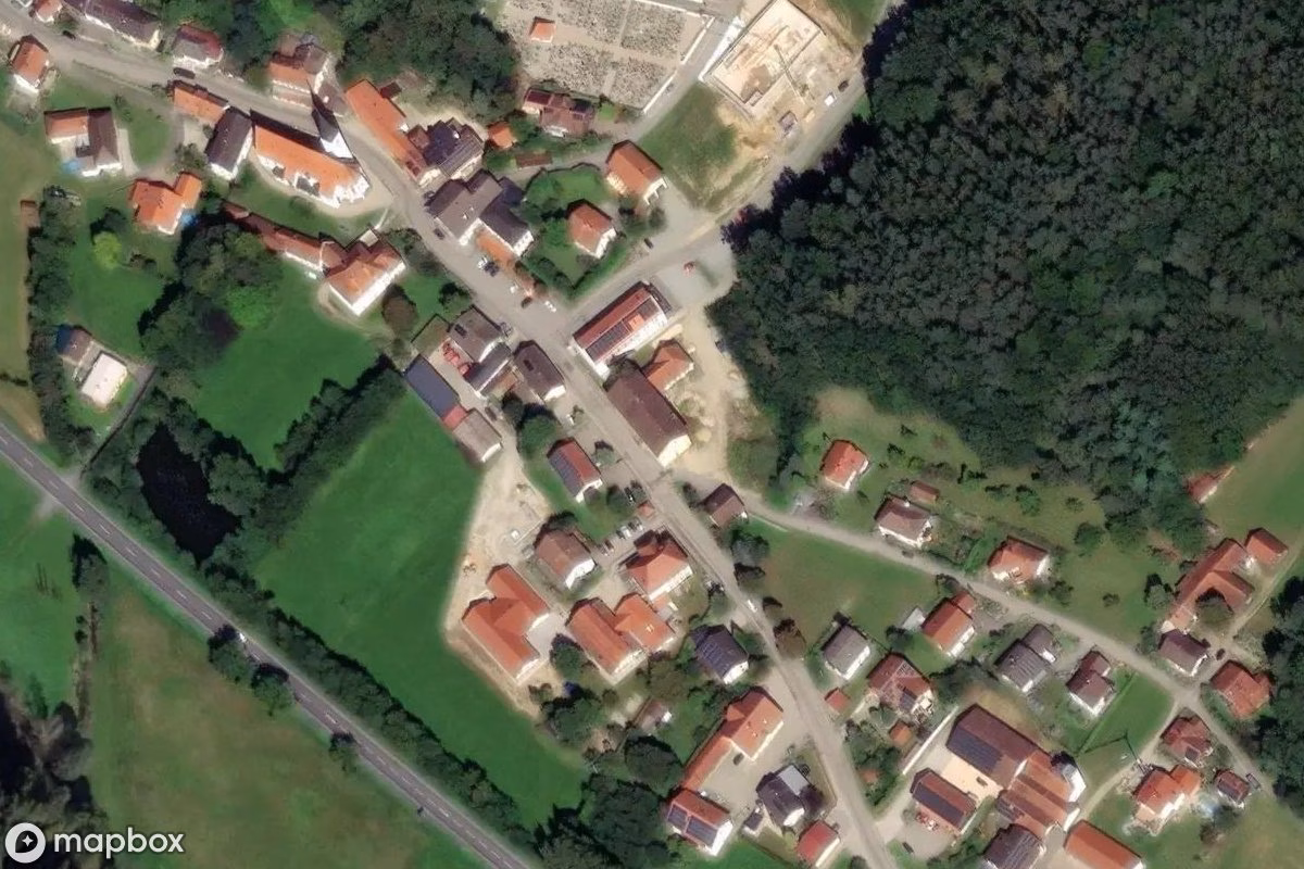 Satellitbillede set fra luften af Gasthaus, et forladt  i Zeilarn, Tyskland