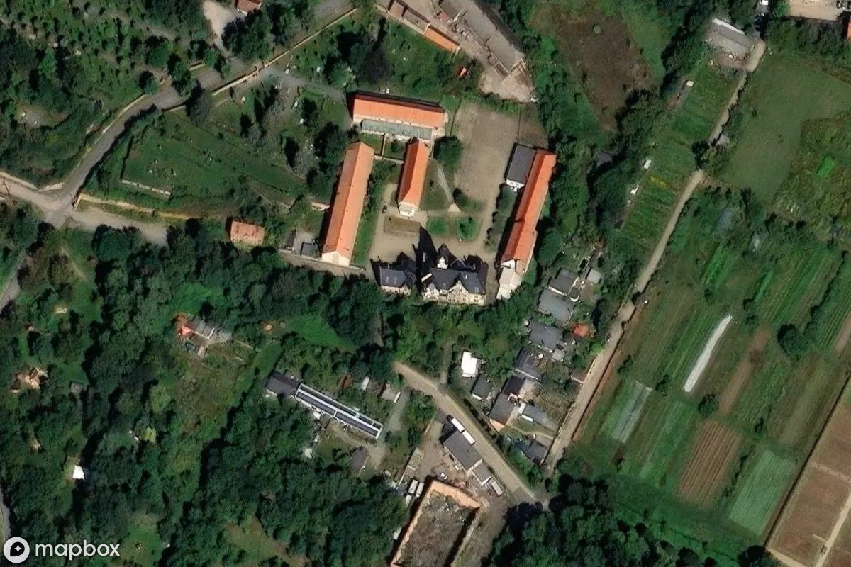 Aerial satellite view of Villa Baentsch, an abandoned Residence in Quedlinburg, Germany