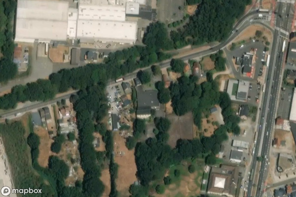 Aerial satellite view of Ristorante il Carpaccio, an abandoned  in Houthalen, Belgium