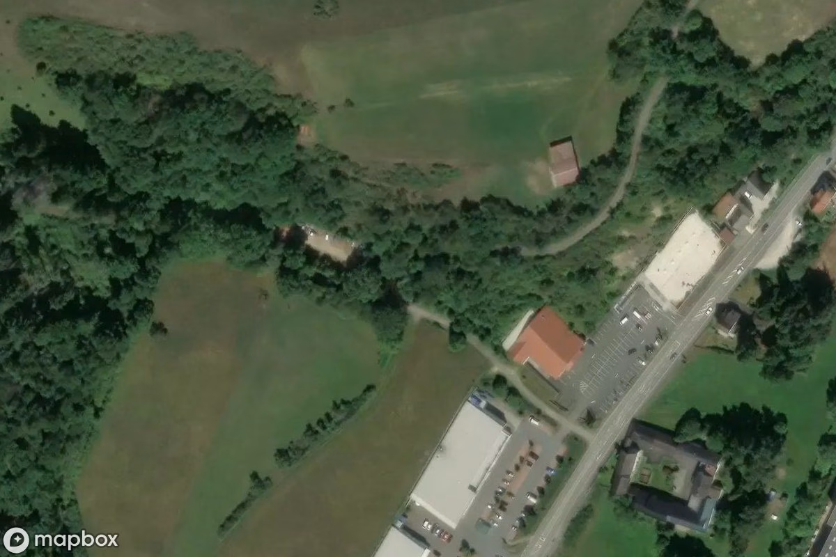 Satellitbillede set fra luften af Hütte, et forladt  i Michelbach, Tyskland