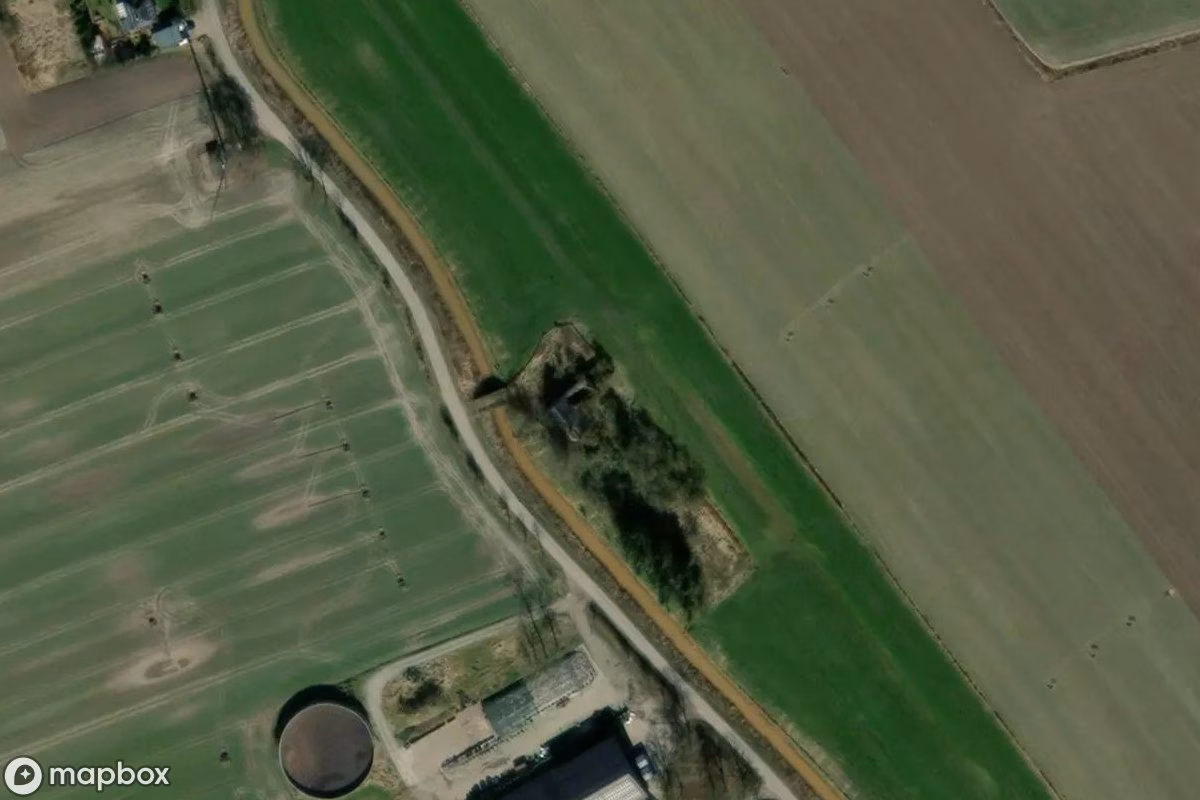 Satelitní letecký pohled na Bauernhof, opuštěné Statek v Herzhorn, Německo