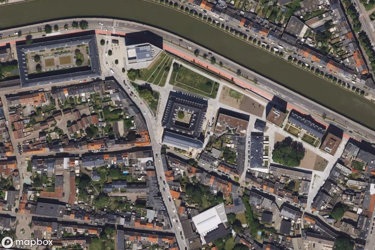 Műholdas légi felvétel Klooster Predikheren helyszínről, egy elhagyatott Templom itt: Mechelen, Belgium