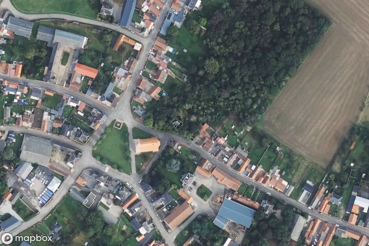 Satellitenansicht von Villa Nagaut, eine verlassene Wohnhaus in Sauchy-Lestrée, Frankreich