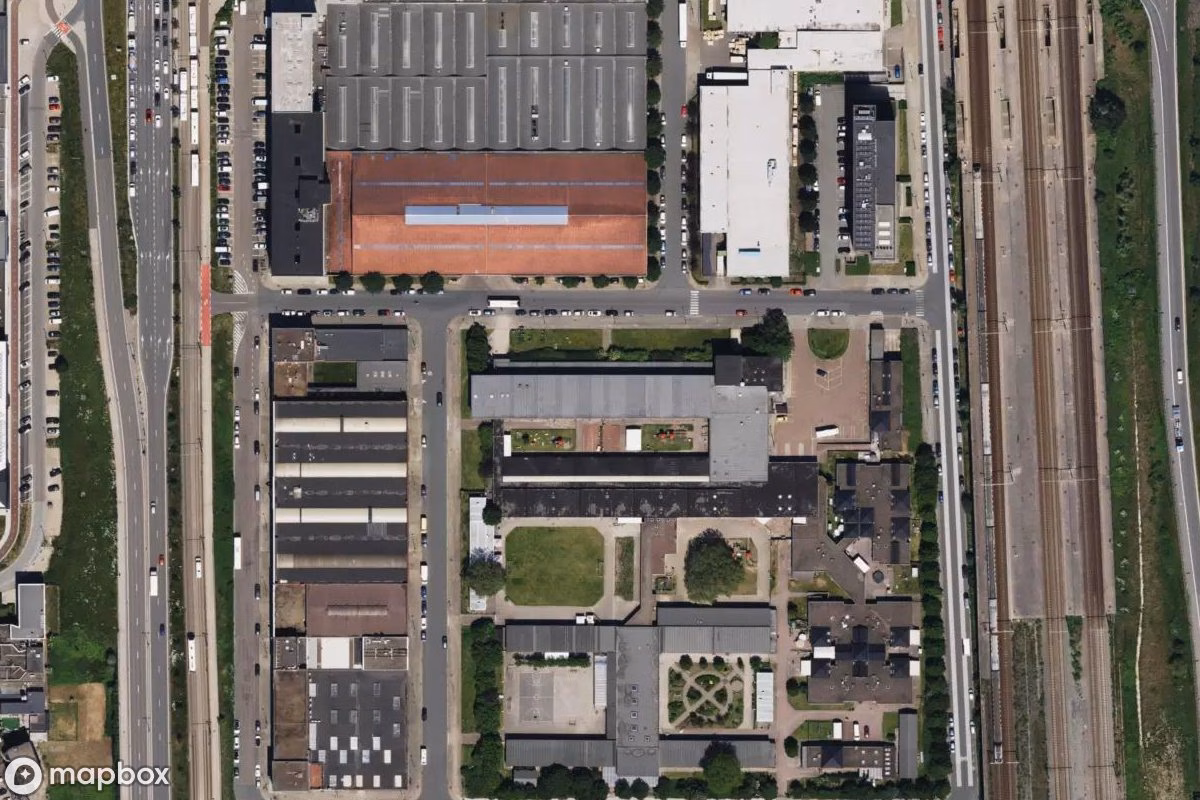 Aerial satellite view of Galjoenstraat 2, an abandoned  in Antwerp, Belgium