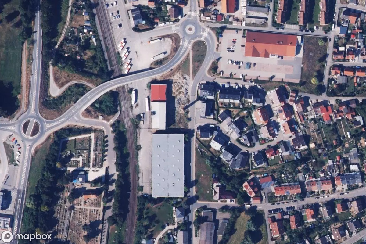 Satellittbilde fra luften av Fabrik, et forlatt Fabrikk i Gundelsheim, Tyskland