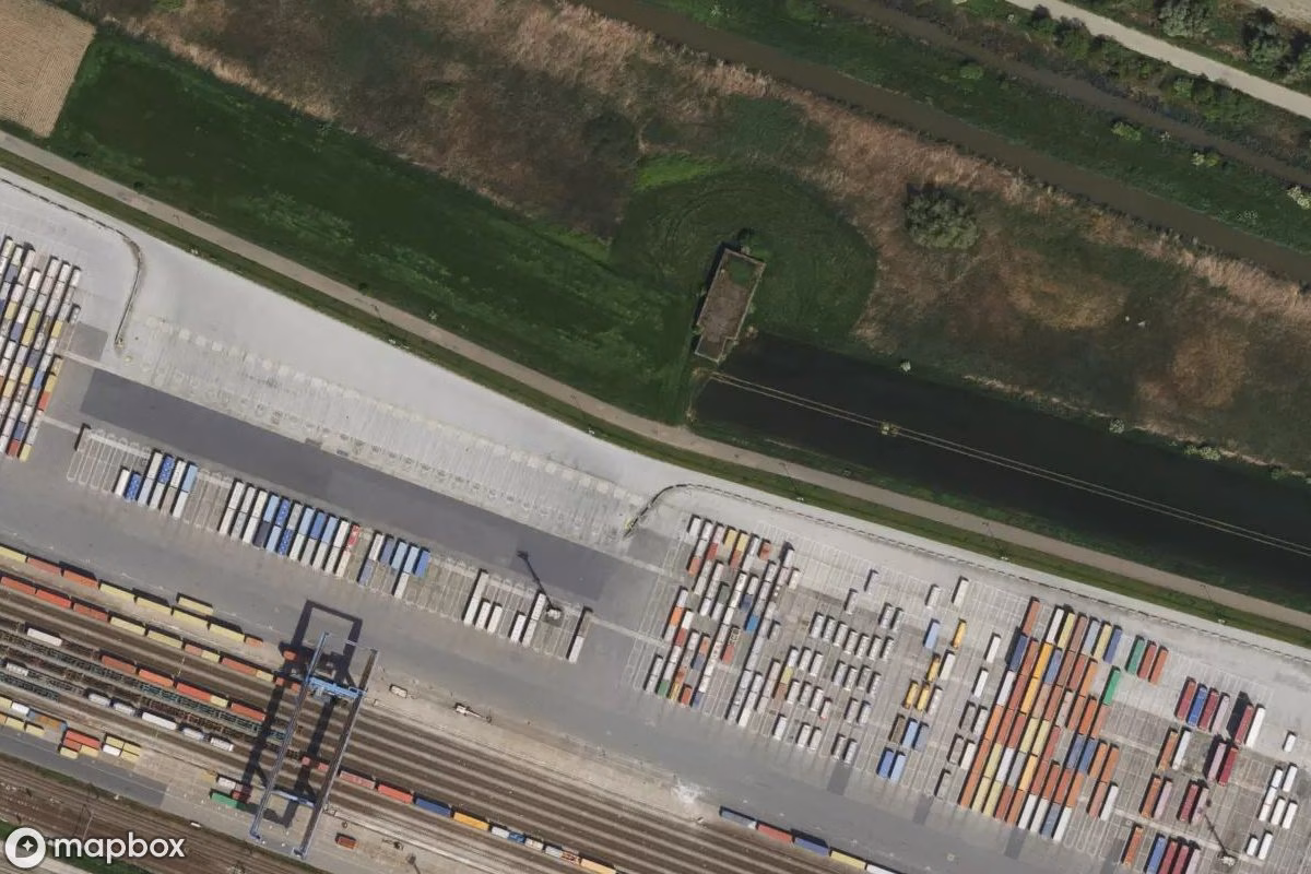 Satellitbillede set fra luften af Fort Jes, et forladt Militært anlæg i Antwerp, Belgien