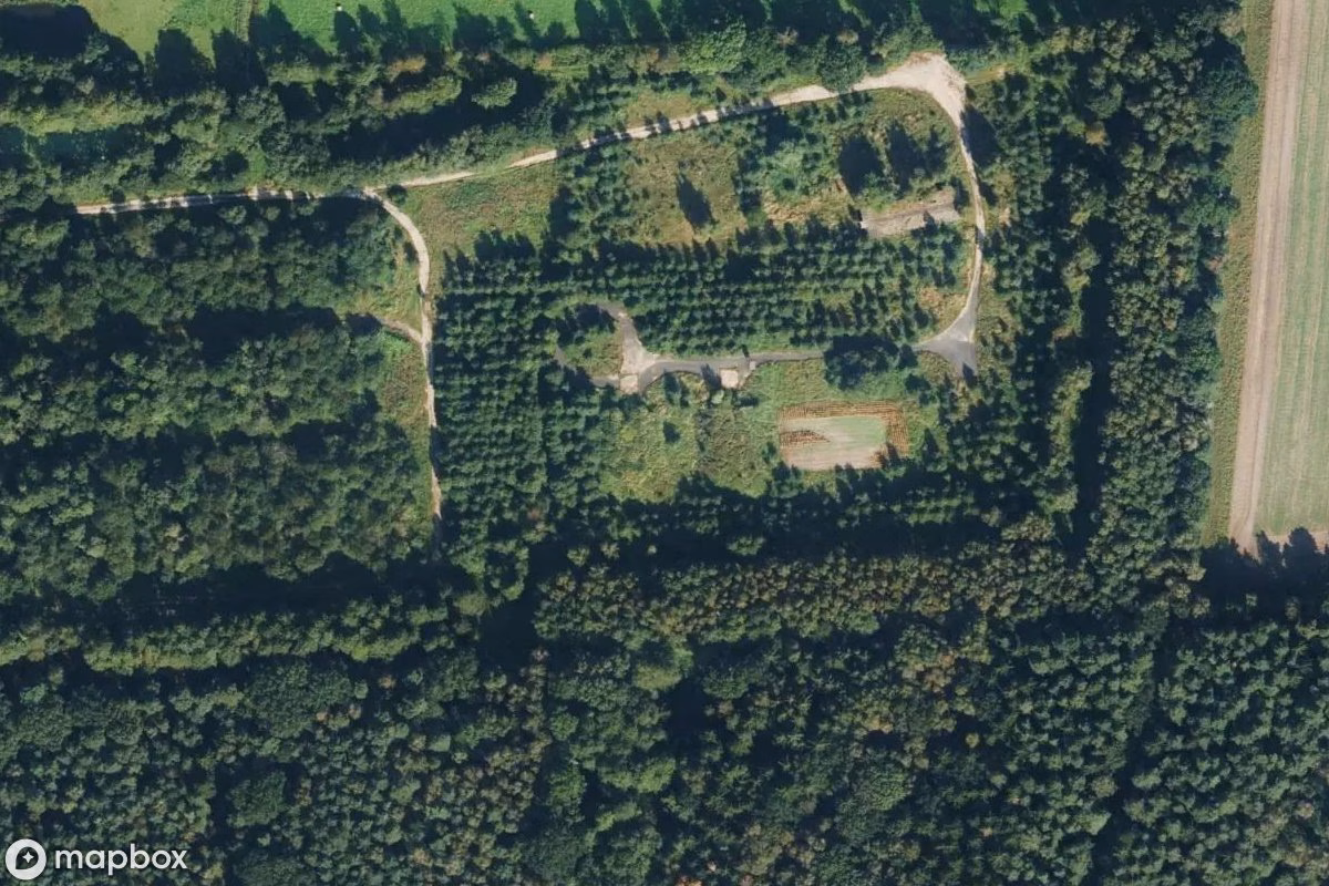 Satellitbillede set fra luften af Sondermunitionslager, et forladt Bunker i Dörverden, Tyskland