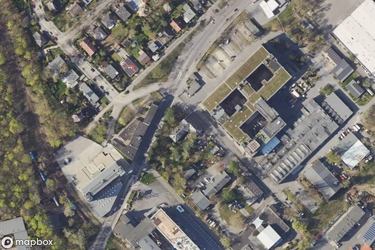 Satelitní letecký pohled na Kleines Fabrikgebäude, opuštěné  v Berlin, Německo