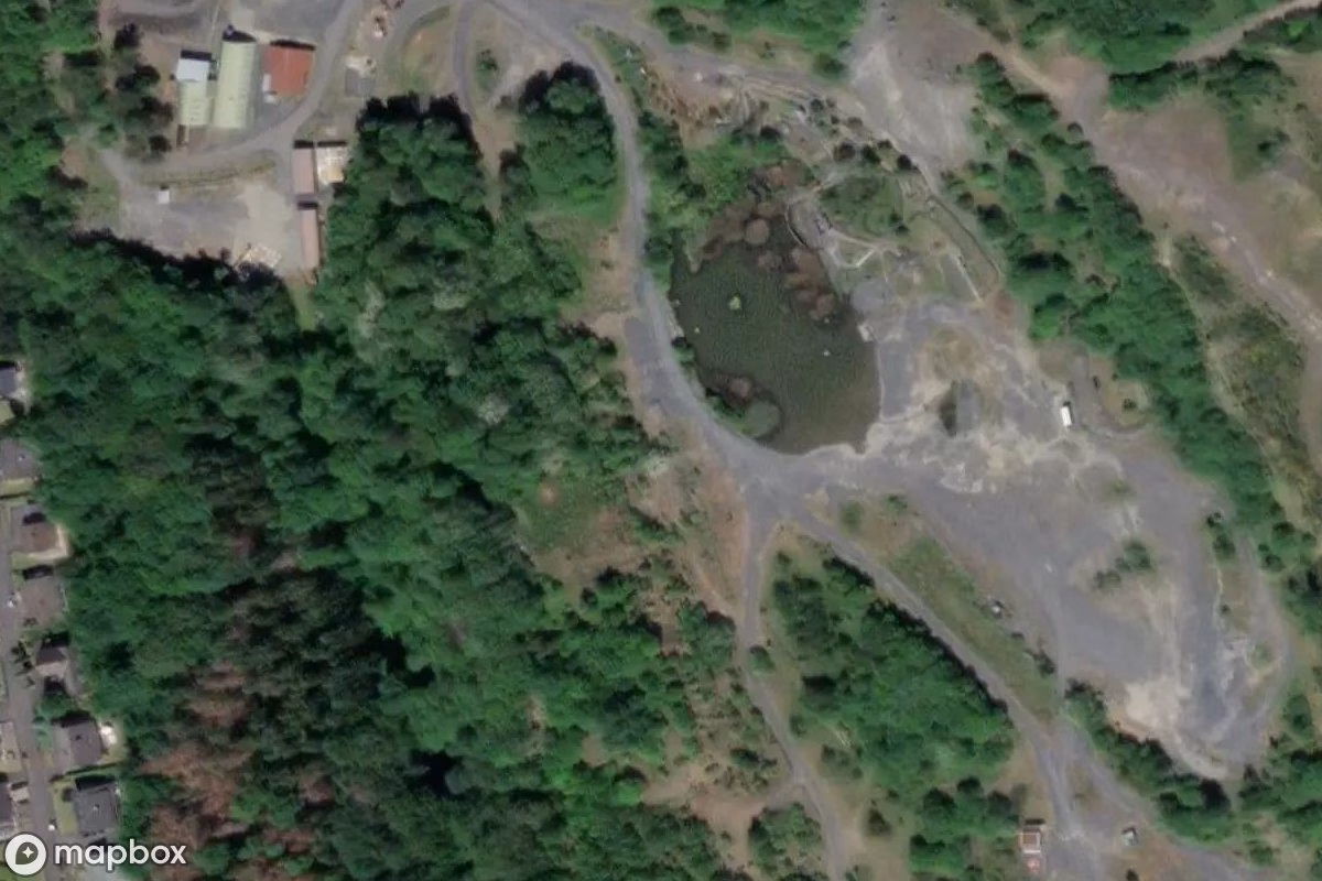 Satellietbeeld vanuit de lucht van Stöffel Park, een verlaten  in Enspel, Duitsland