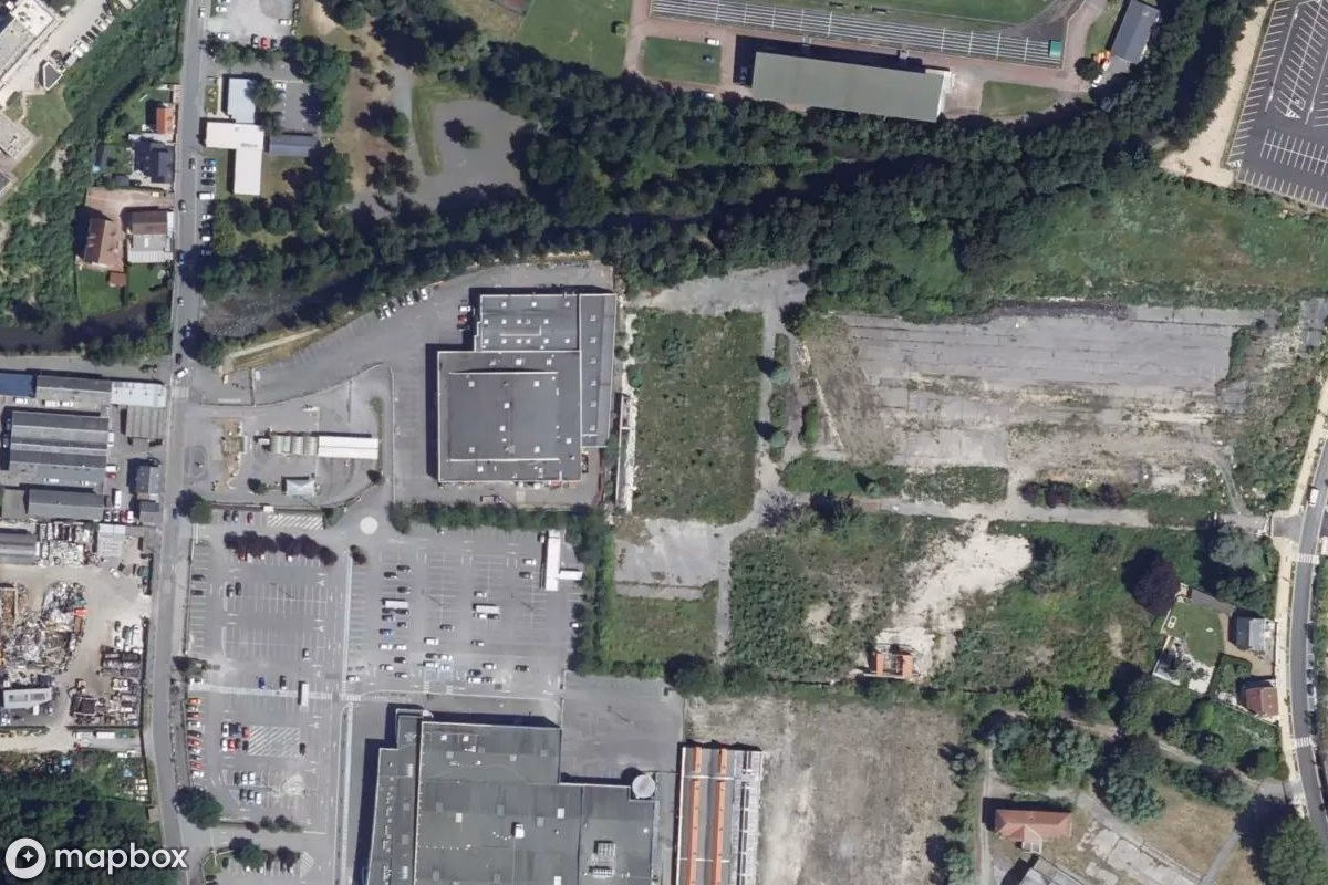 Aerial satellite view of Fabrik Degringol, an abandoned Factory in Thiverny, France