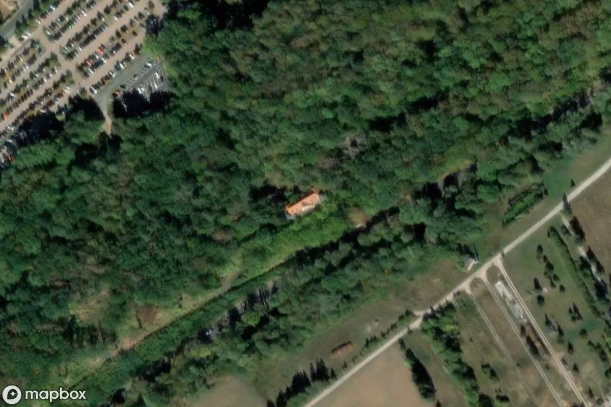 Satellitbild från luften av Schwesternwohnheim, en övergiven Sjukhus i Bad Berka, Tyskland