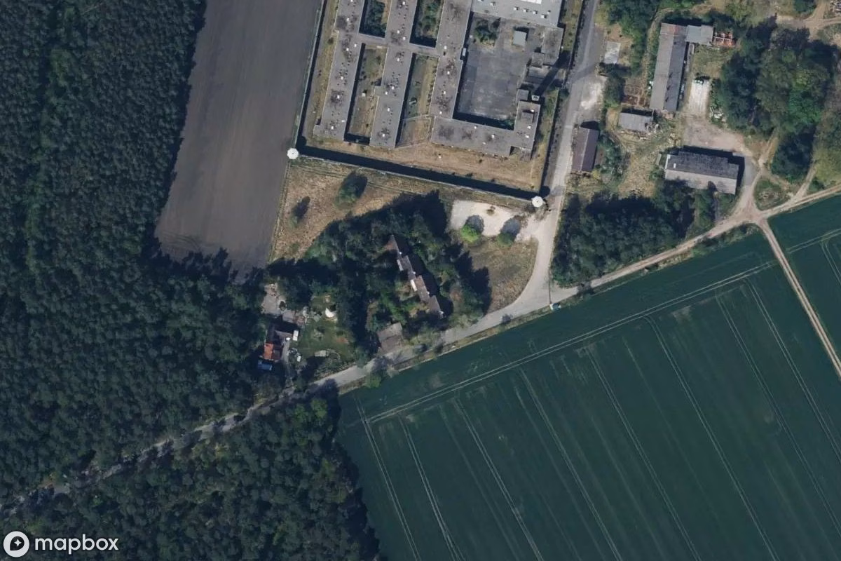 Satellitenansicht von Reihenhäuser, eine verlassene Wohnhaus in Celle, Deutschland