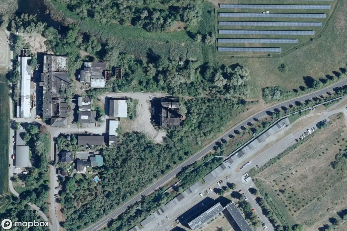 Satellittbilde fra luften av Dermatoidwerk, et forlatt Fabrikk i Eilenburg, Tyskland