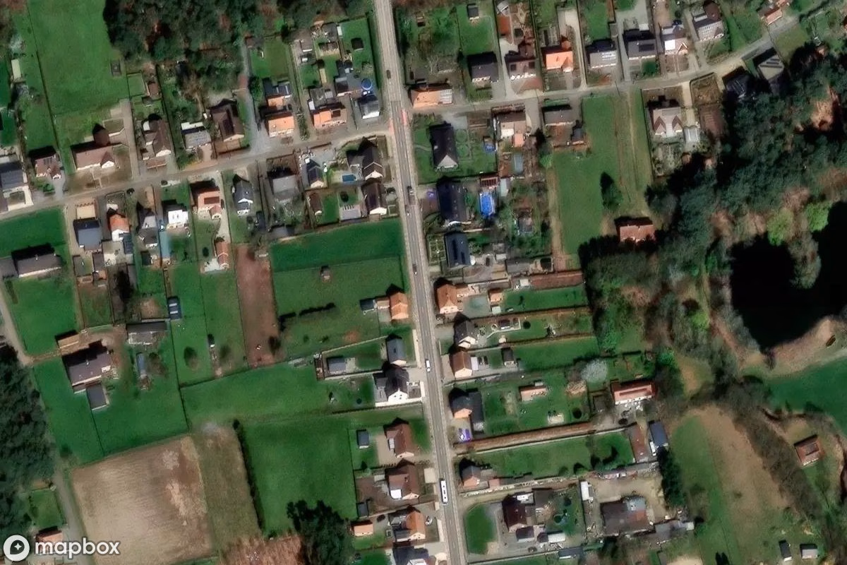 Satellietbeeld vanuit de lucht van Sauna Jee, een verlaten Zwembad in Herselt, België