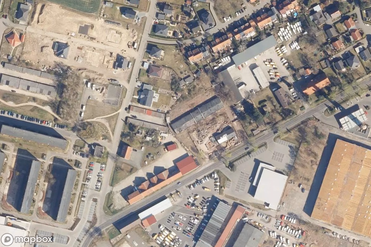 Satelitní letecký pohled na Baracken, opuštěné Vojenský objekt v Biesenthal, Německo