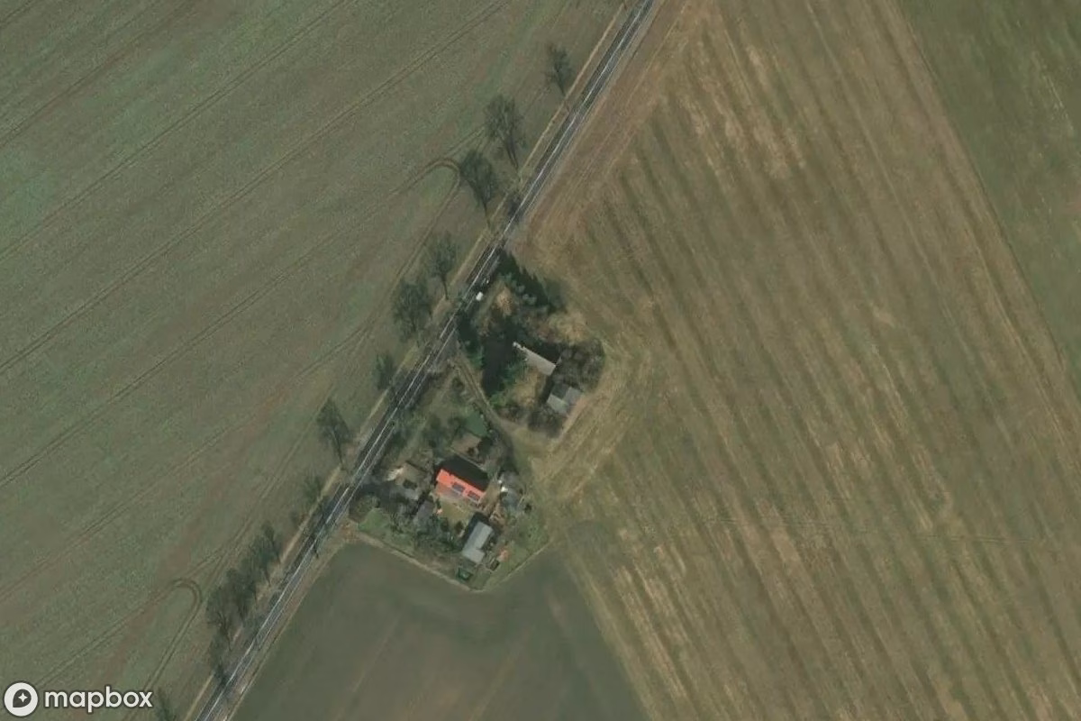 Műholdas légi felvétel Haus helyszínről, egy elhagyatott  itt: Boldekow, Németország