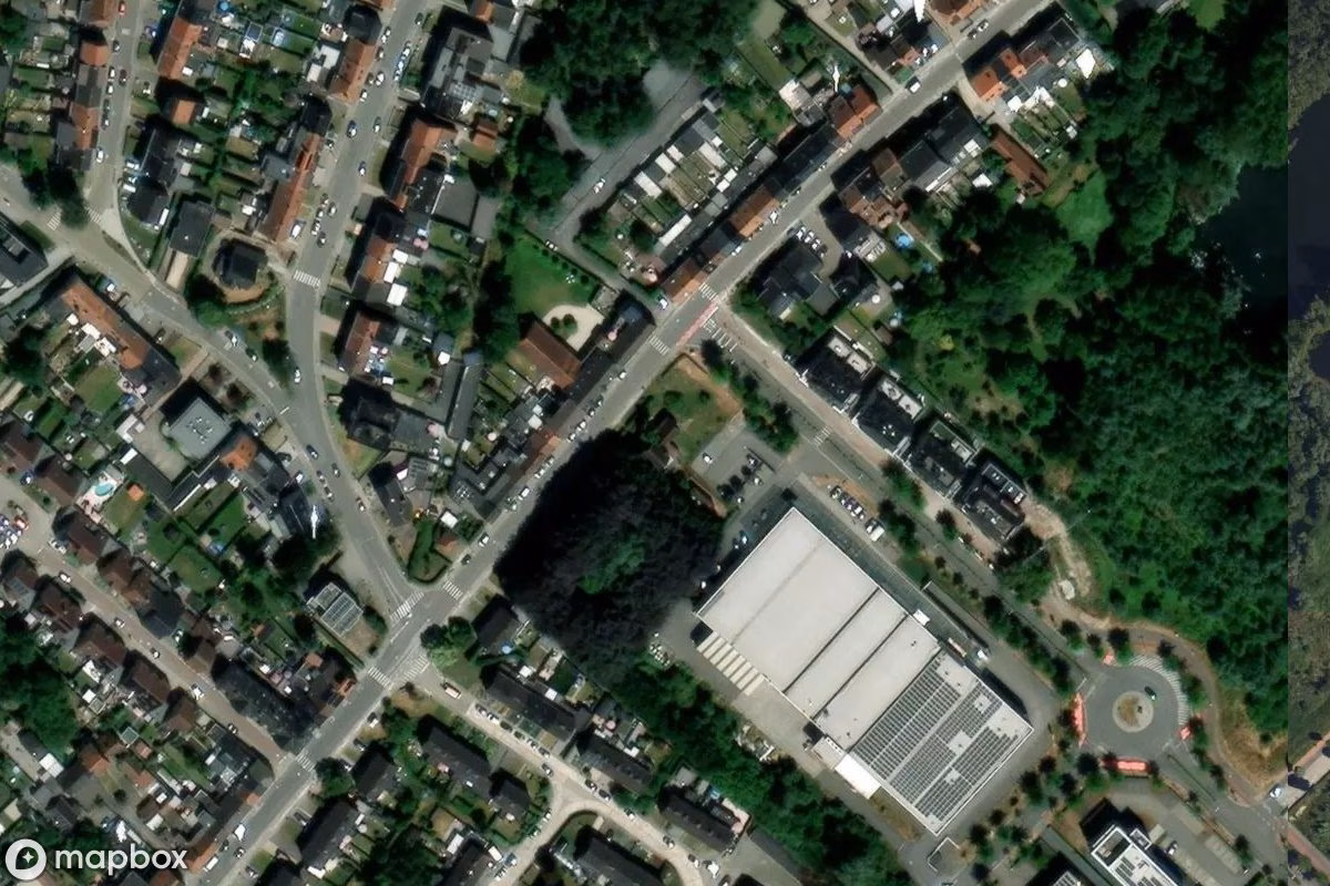Vista aérea por satélite de Maison Bolsens, un Residencia abandonado en Temse, Bélgica
