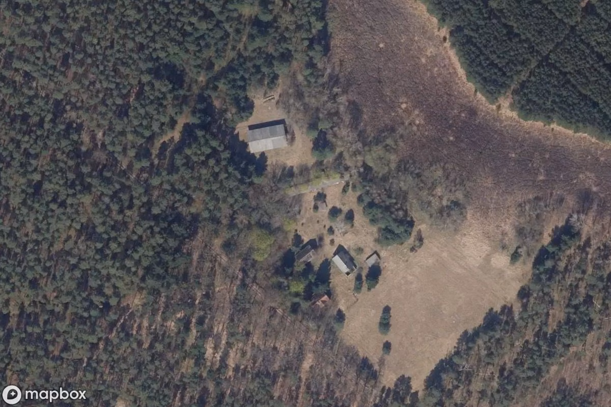 Műholdas légi felvétel Forsthaus Krummenluch helyszínről, egy elhagyatott  itt: Königs Wusterhausen, Németország