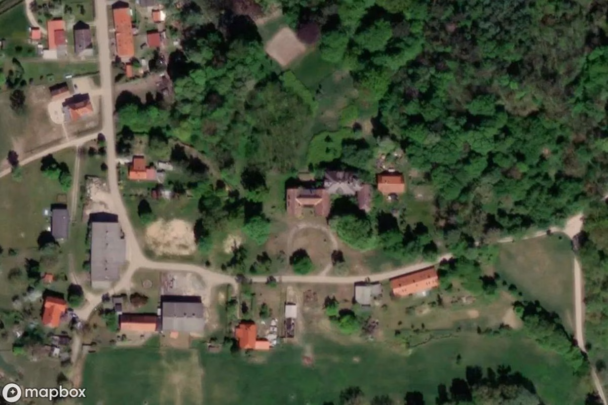 Satellitenansicht von Herrnhaus Rothenmoor, eine verlassene  in Dahmen, Deutschland