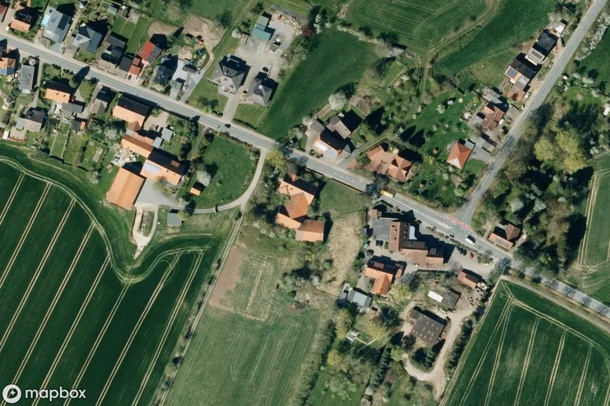 Satelitarny widok z lotu ptaka Bauernhof, opuszczone Gospodarstwo w Wölpinghausen, Niemcy