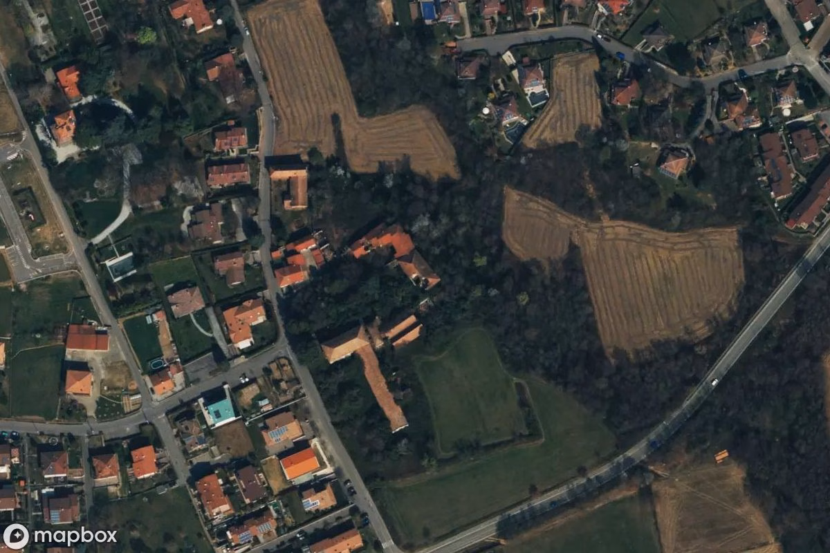 Satellitenansicht von Lost Place, eine verlassene  in Sotto il Monte Giovanni XXIII, Italien