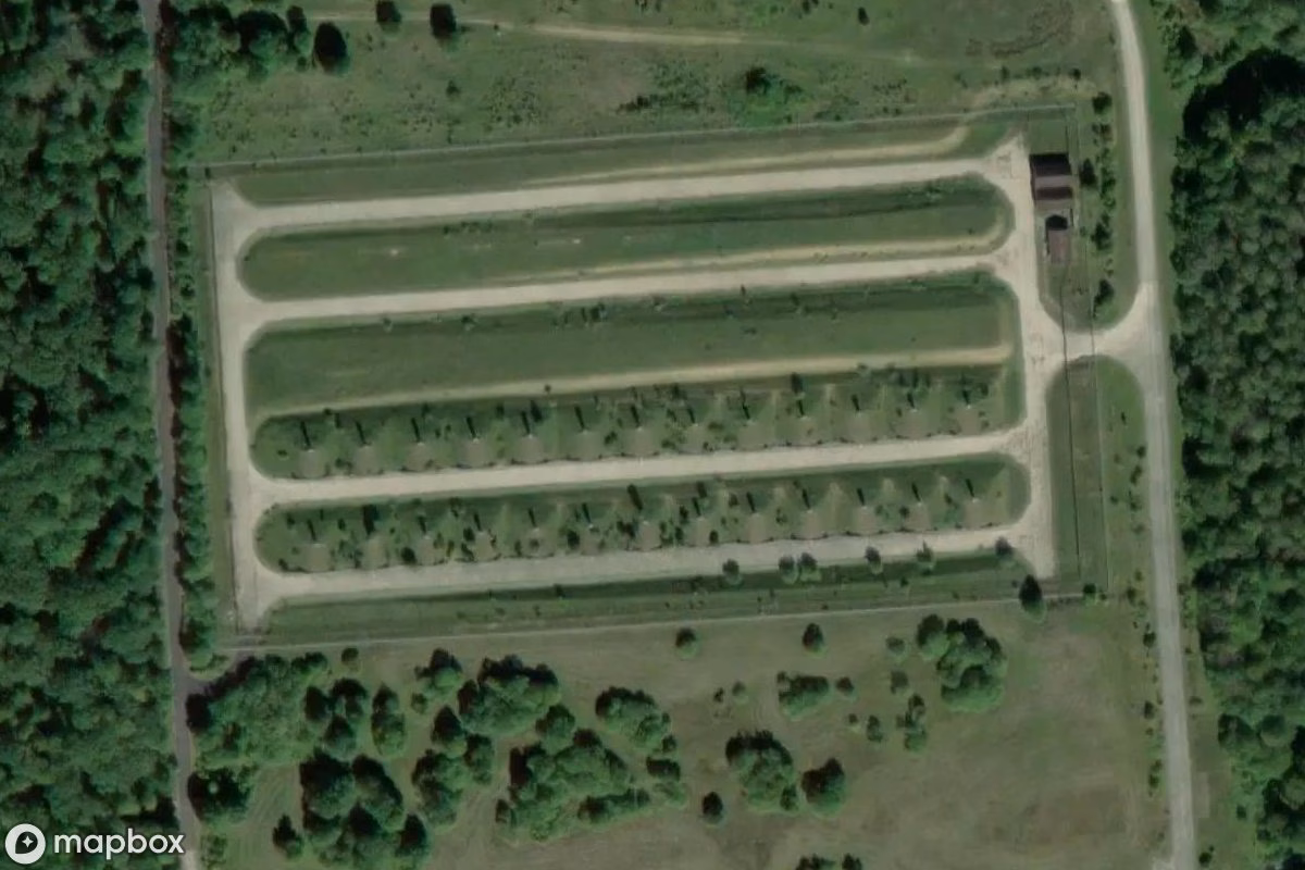 Vue aérienne satellite de Armee-Kaserne Brönnhof, un abandonné à Zell, Allemagne