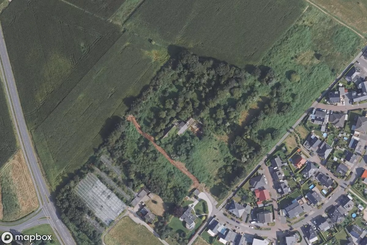 Satellitbillede set fra luften af Gärtnerei, et forladt Bondegård i Xanten, Tyskland