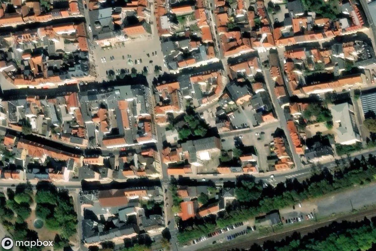 Satellittbilde fra luften av Wohnhaus, et forlatt Bolighus i Rudolstadt, Tyskland