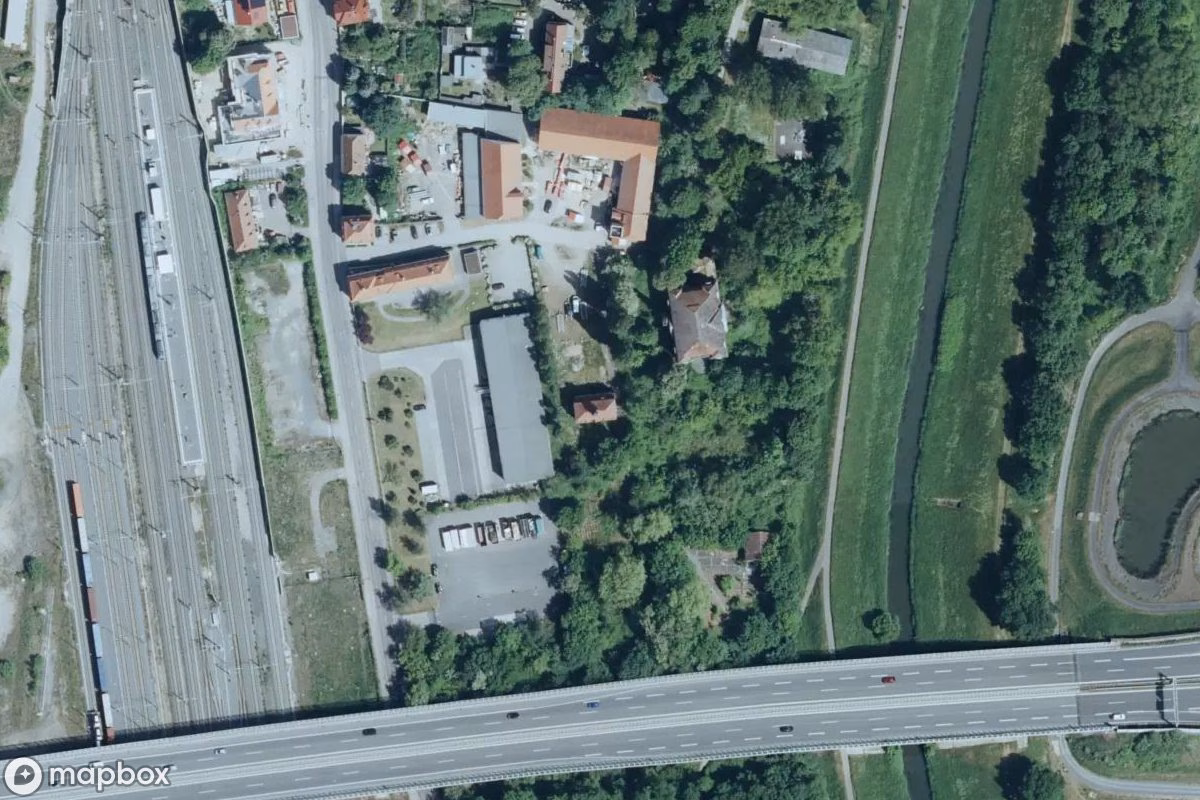 Satelitarny widok z lotu ptaka Herrenhaus, opuszczone  w Markkleeberg, Niemcy