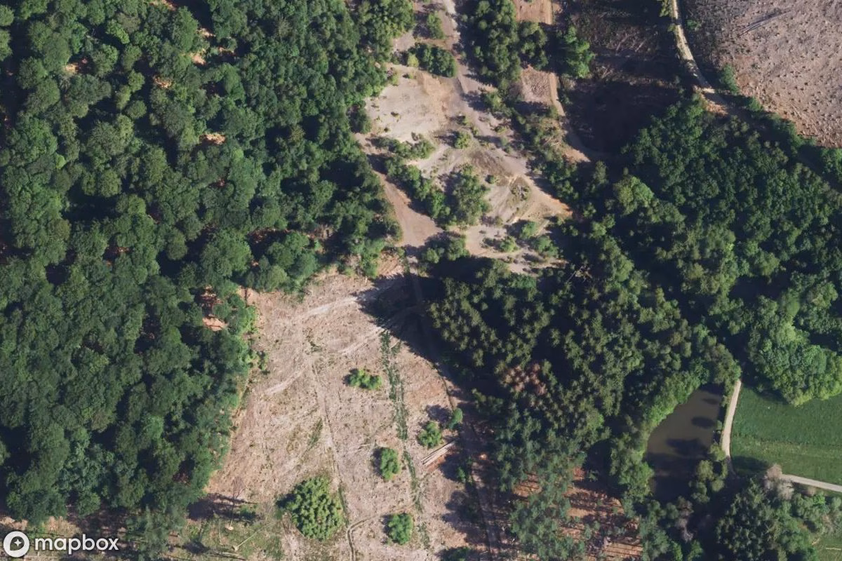 Satelitní letecký pohled na Burg, opuštěné Zámek v Burbach, Německo