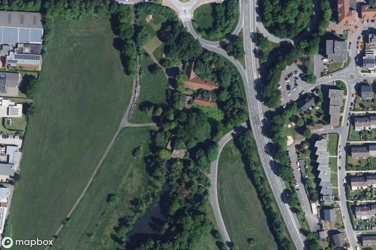 Vue aérienne satellite de Möllerhof, un  abandonné à Georgsmarienhütte, Allemagne