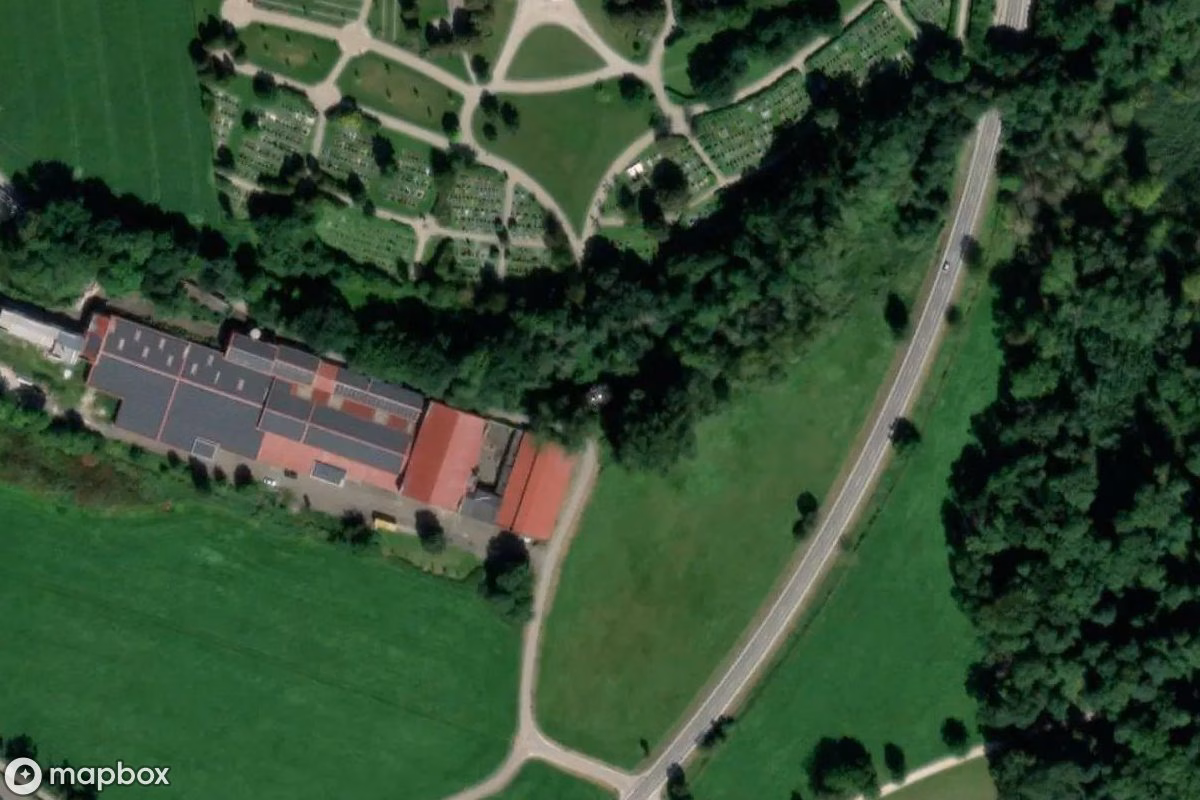 Satelitní letecký pohled na Kirche, opuštěné Kostel v Lauingen (Donau), Německo