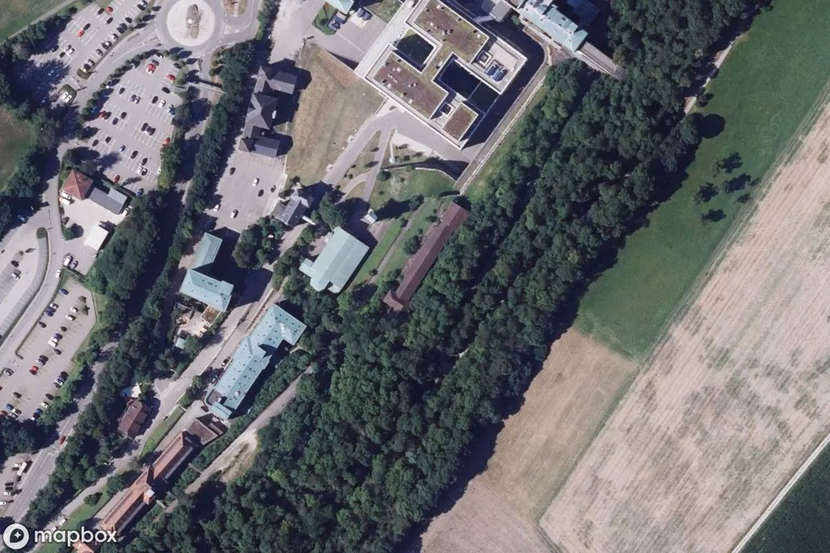 Satellitenansicht von Schwesternschule, eine verlassene Schule in Schwäbisch Hall, Deutschland