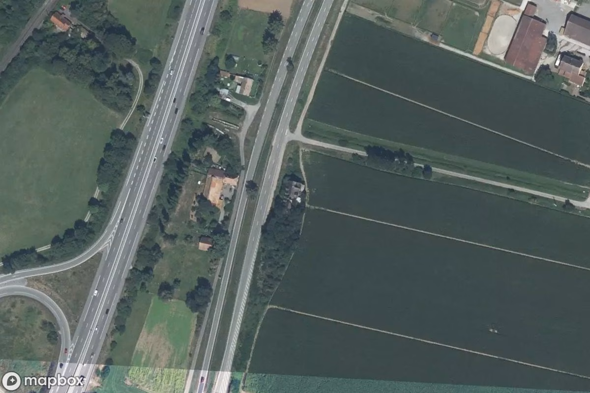 Aerial satellite view of Maison hantée de Sélestat, an abandoned Residence in Saint-Hippolyte, France