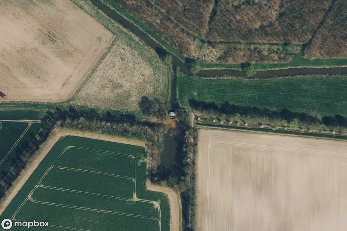 Satellitbild från luften av Wasserwerk, en övergiven Fabrik i Wathlingen, Tyskland