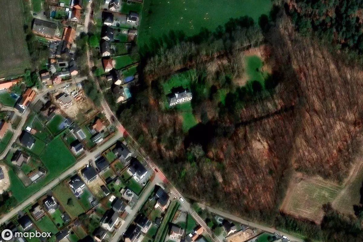 Műholdas légi felvétel Pastorei t Hof helyszínről, egy elhagyatott  itt: Vosselaar, Belgium