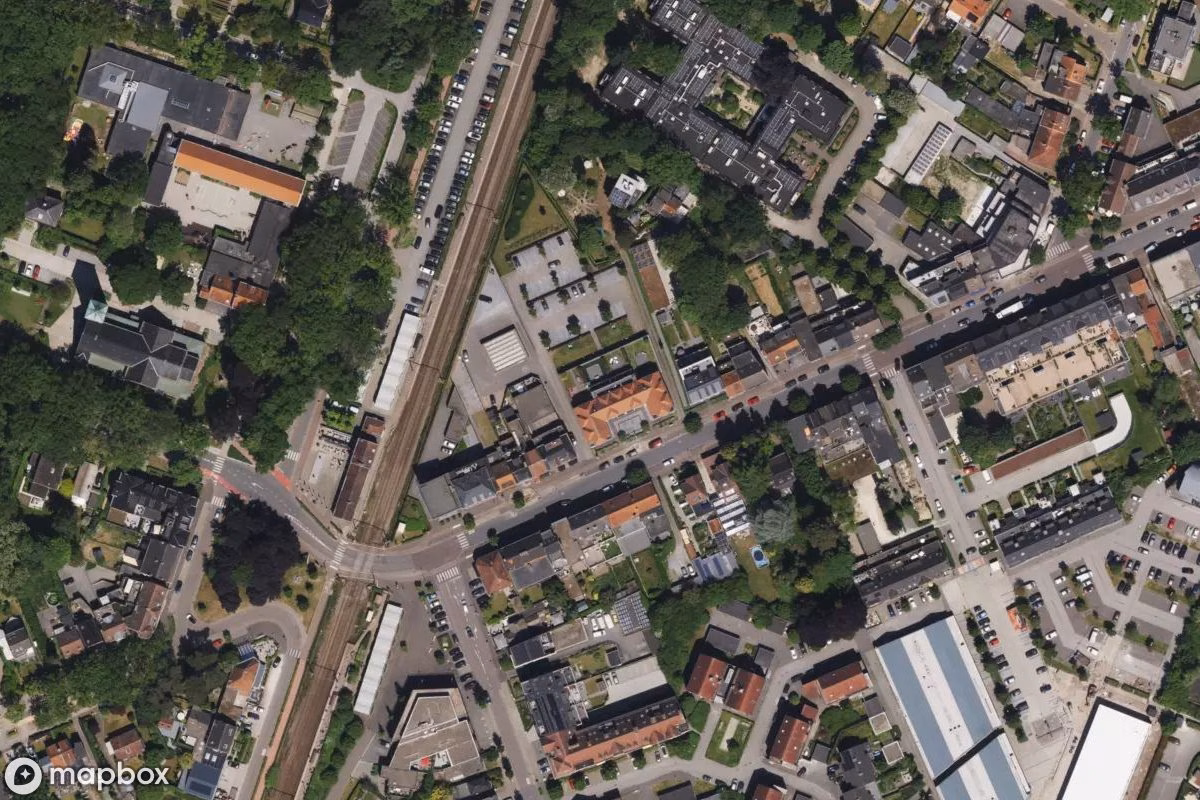 Satelitní letecký pohled na Château Cheminée, opuštěné Zámek v Kalmthout, Belgie