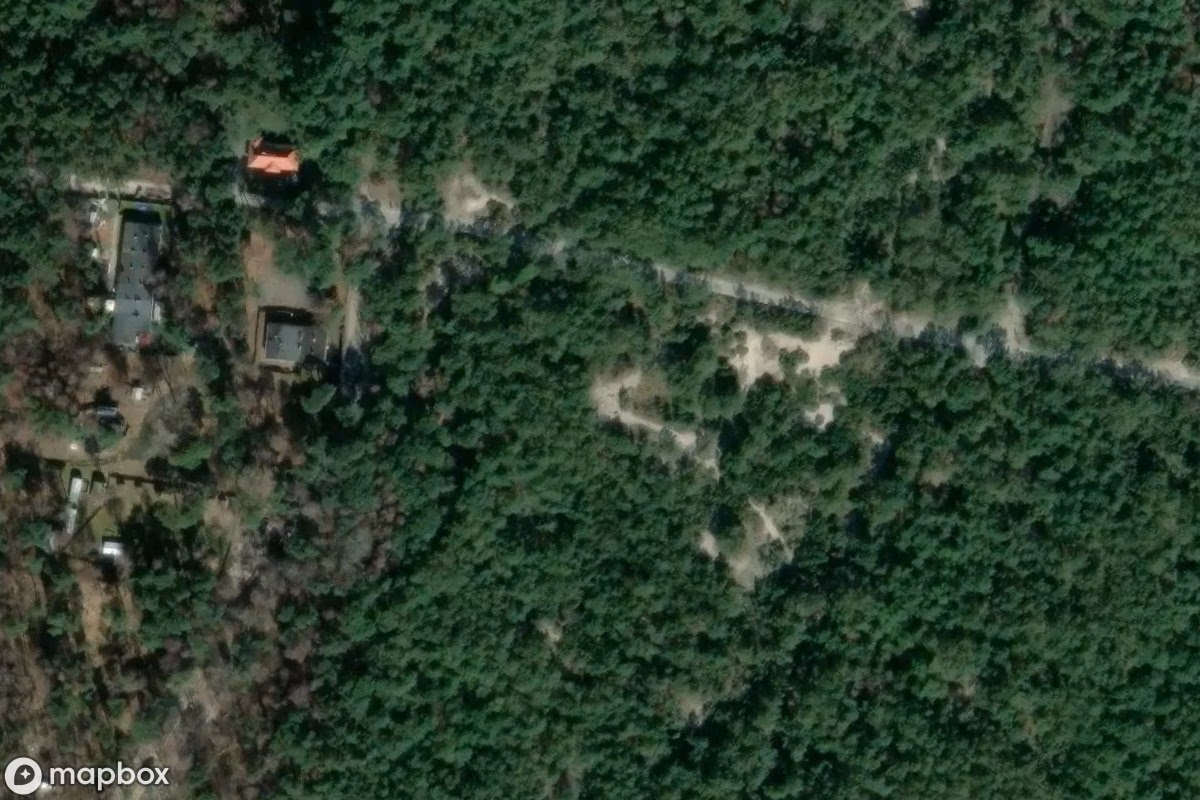 Vue aérienne satellite de Ruinen Signalmast Hel, un Tour abandonné à Hel, Pologne