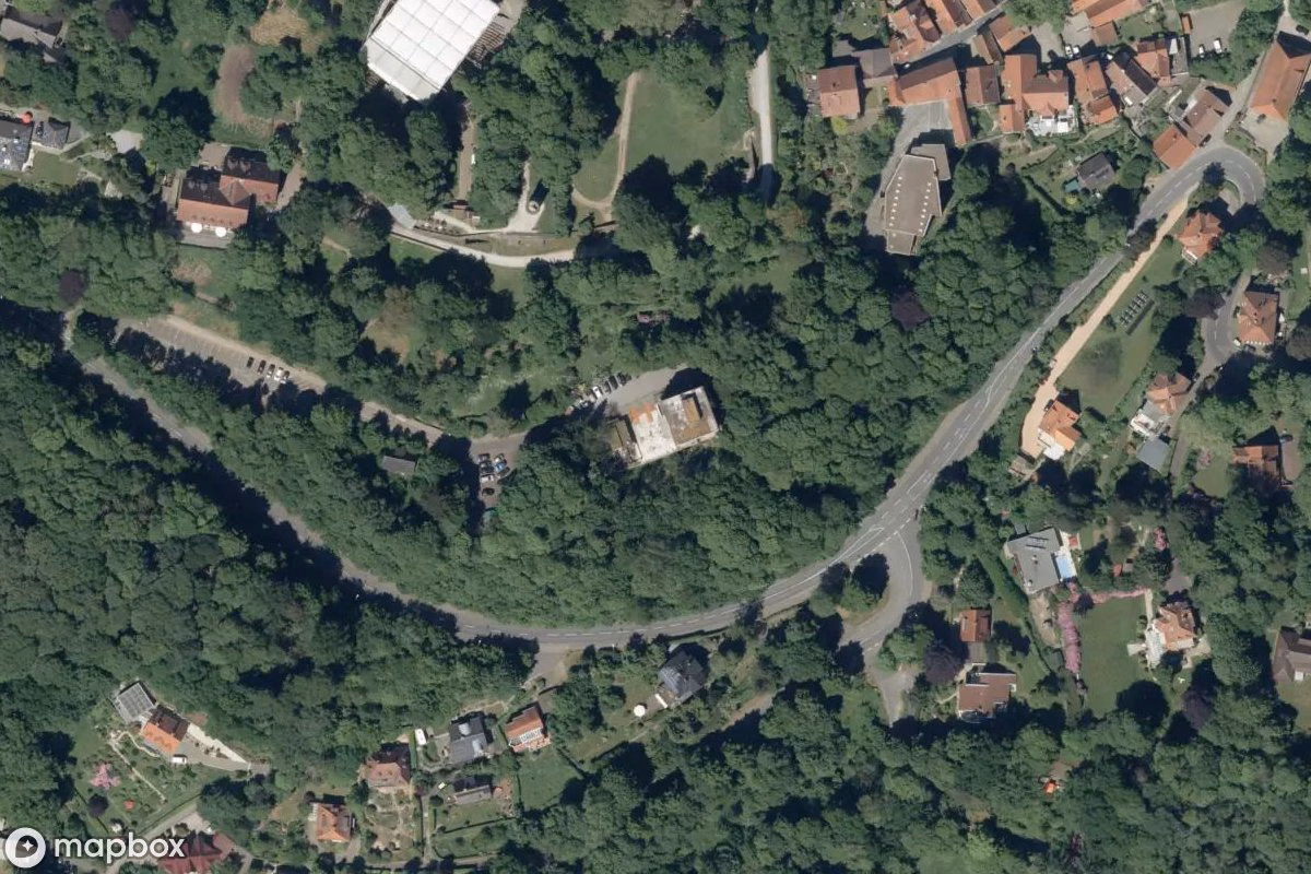 Satellitbillede set fra luften af Parkhotel Burggraf, et forladt Hotel i Tecklenburg, Tyskland