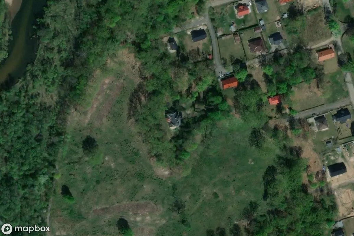 Aerial satellite view of Villa Garnison, an abandoned Residence in Świętoszów, Poland