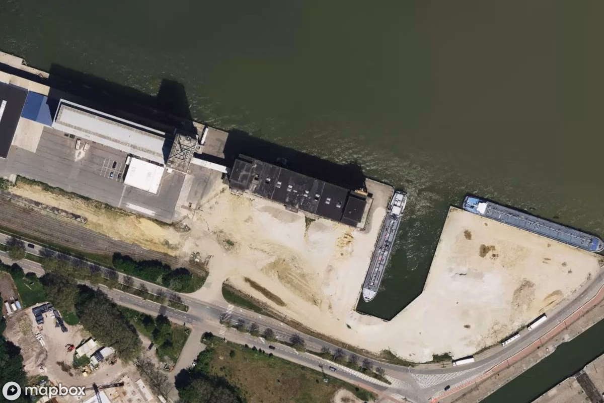 Satelitarny widok z lotu ptaka Fabrik, opuszczone Fabryka w Antwerp, Belgia