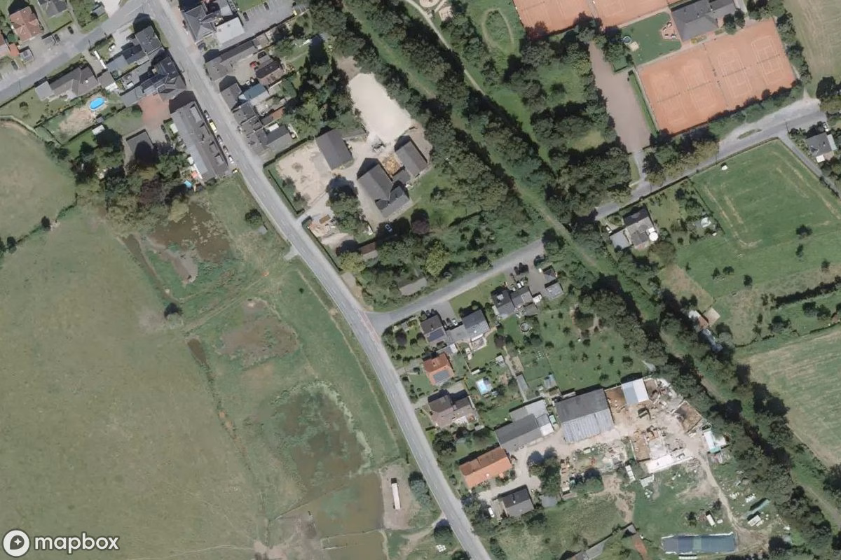 Műholdas légi felvétel Haus helyszínről, egy elhagyatott  itt: Voerde (Niederrhein), Németország