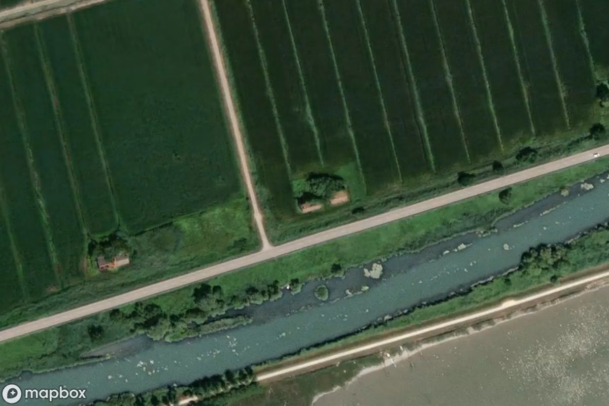 Satellittbilde fra luften av Ca Feconda, et forlatt  i Portegrandi, Italia