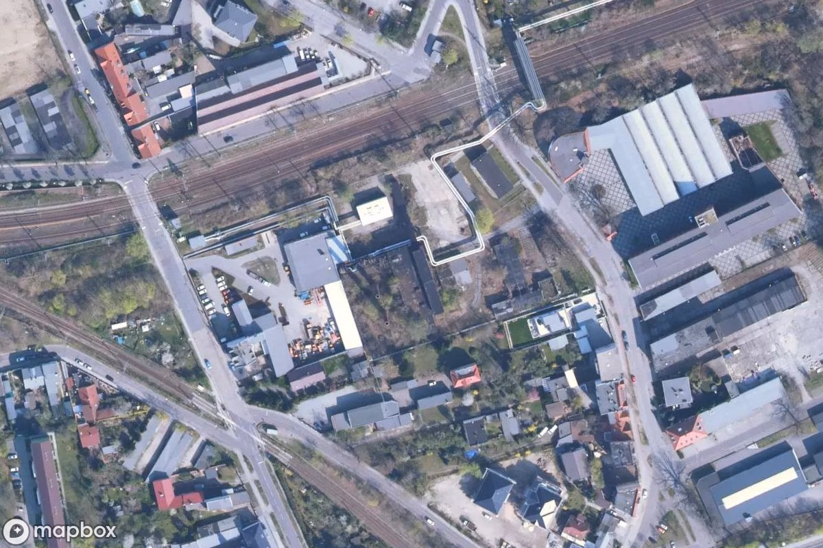 Satellitbild från luften av Fabrik, en övergiven Fabrik i Cottbus - Chóśebuz, Tyskland