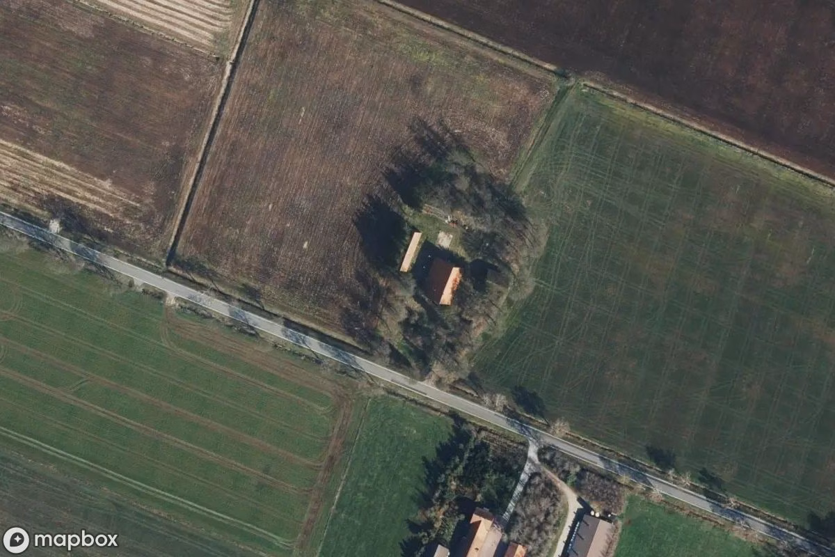 Satellitbillede set fra luften af Bauernhof, et forladt Bondegård i Neuenkirchen-Vörden, Tyskland